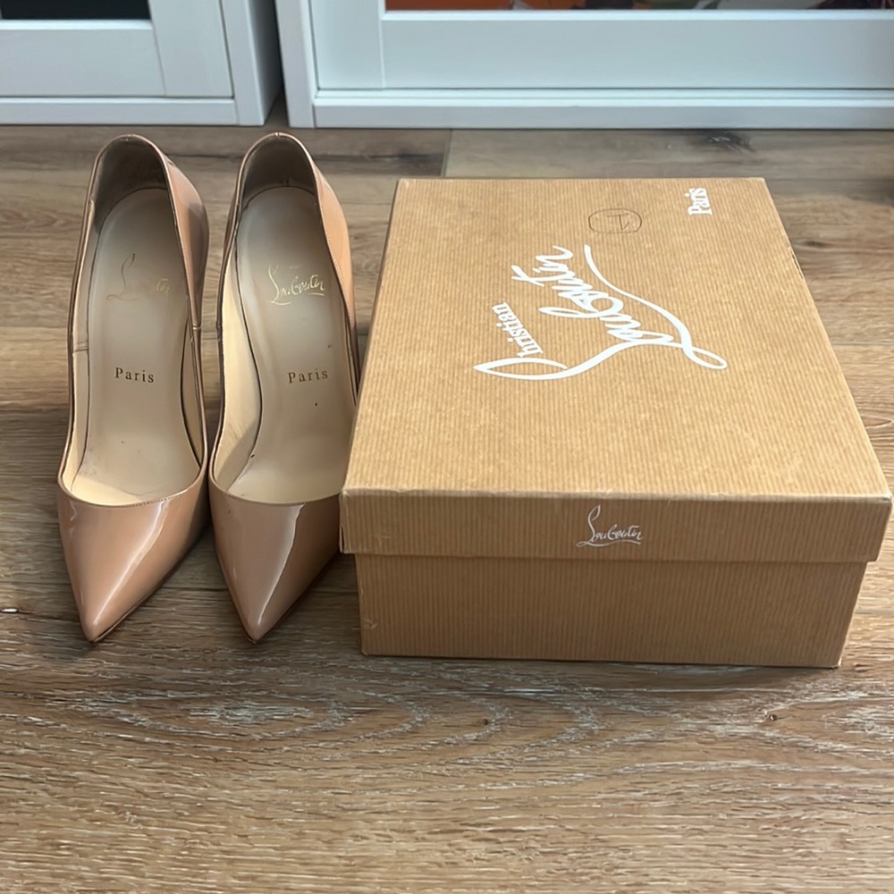 Authentic Christian Loubotin size 37 SO KATES NUDE